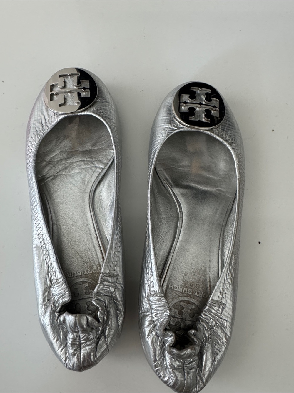 Tory Burch Metallic Silver Leather Logo Round-Toe Flats